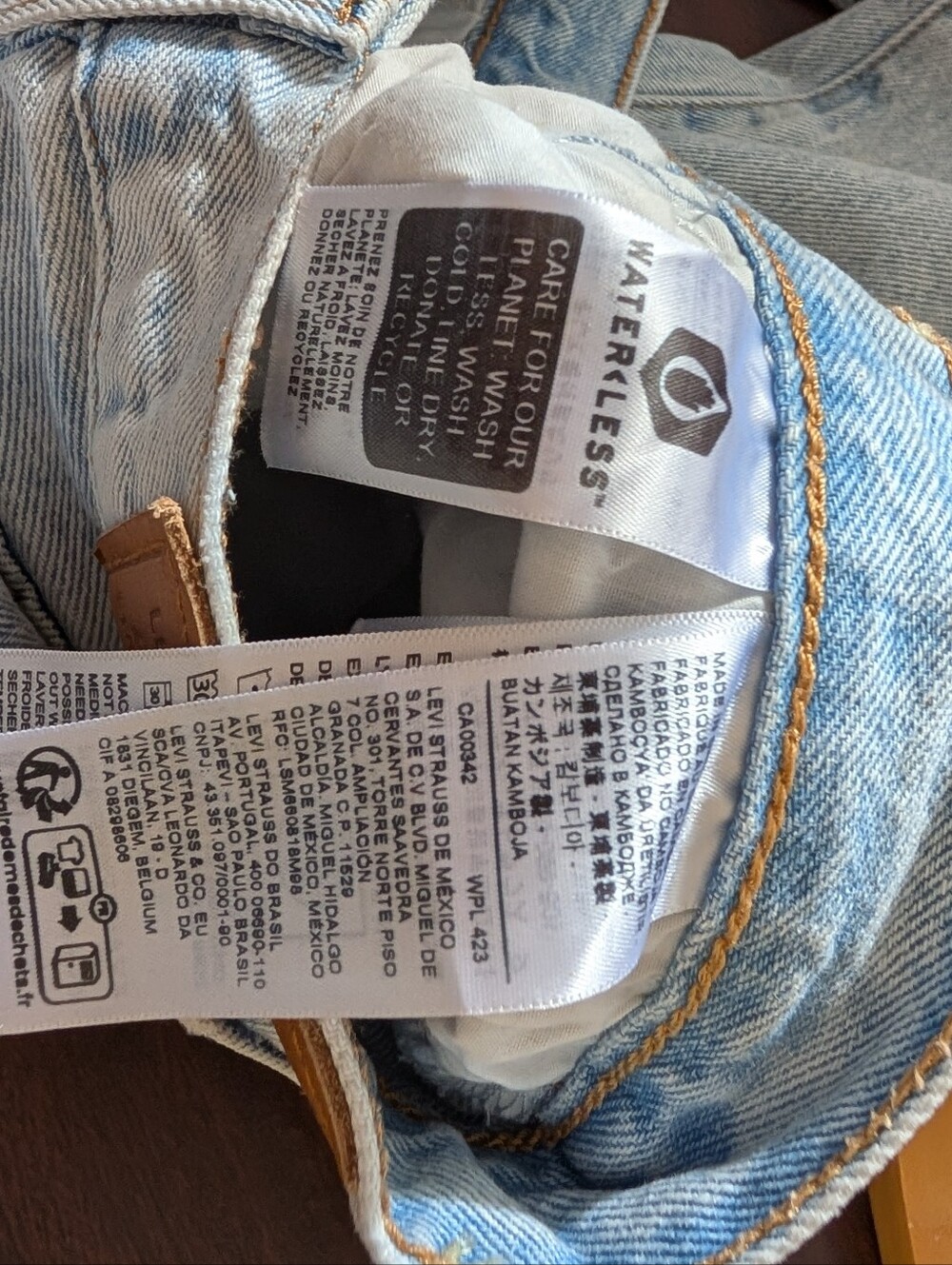 Levi's Ribcage Straight Ankle High Rise Jeans Light Wash W27 L29 - Picture 6 of 8